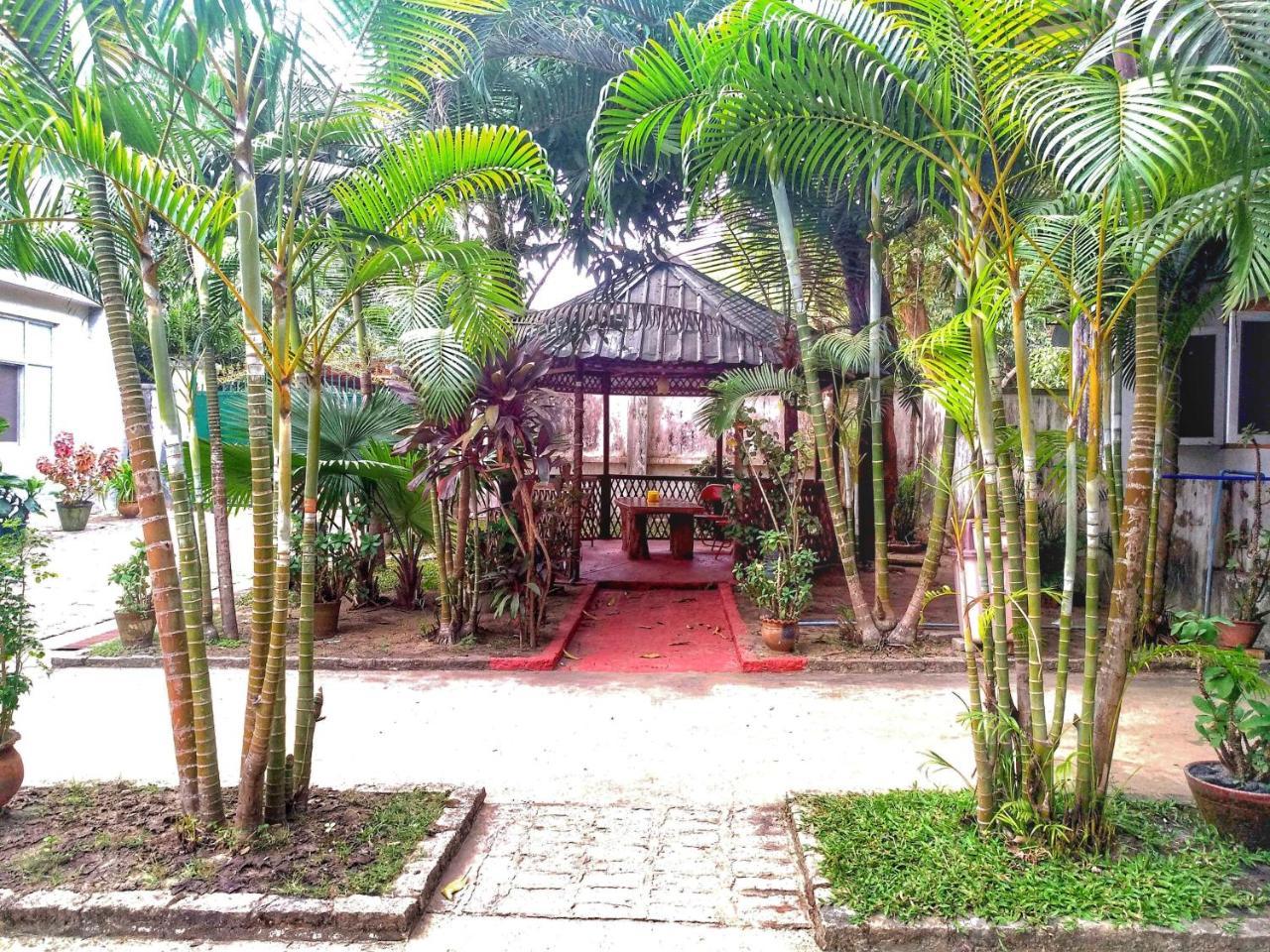 Jade Garden Hotel Bago Exteriör bild